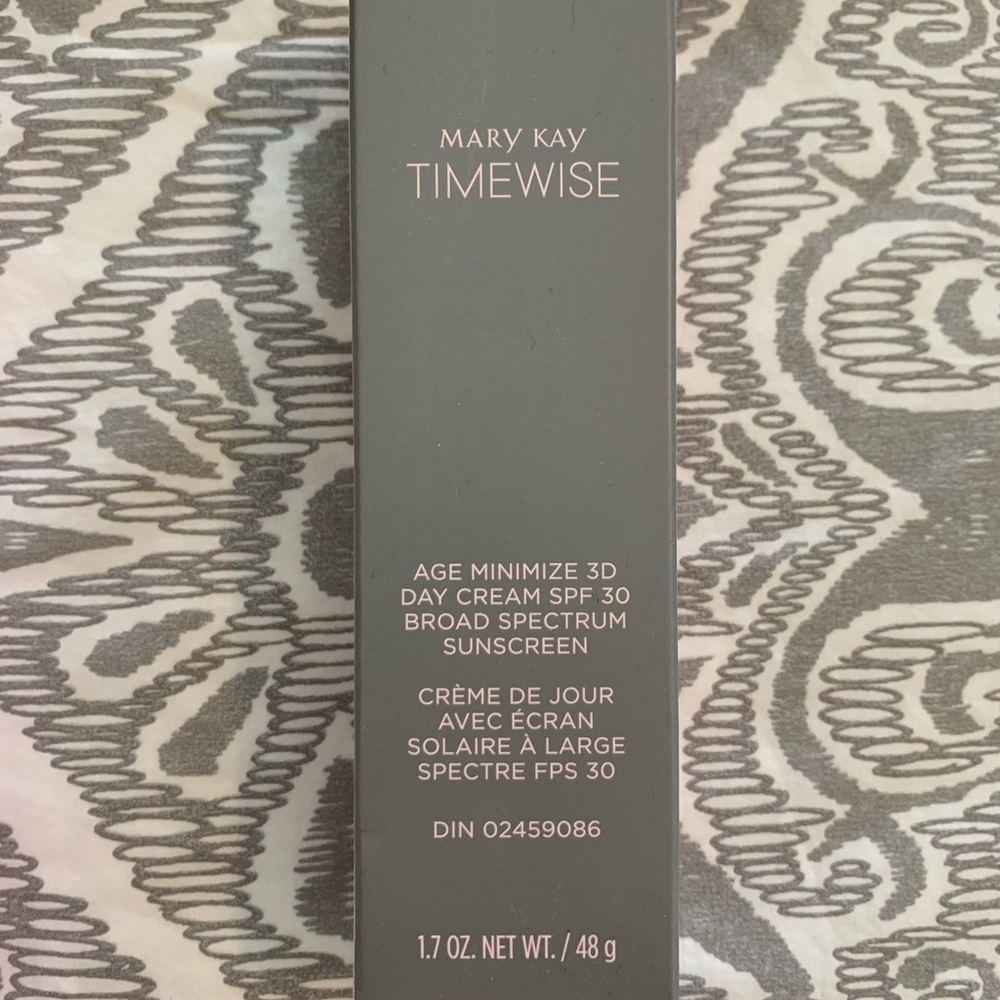 Mary Kay Age Minimize 3D Day Cream SPF 30